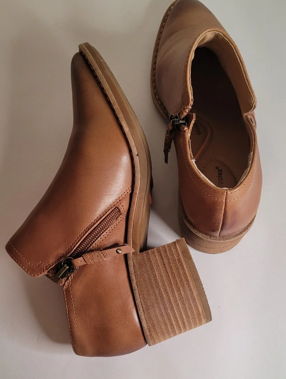 Hush Puppies Ailee Leather Booties 6.5